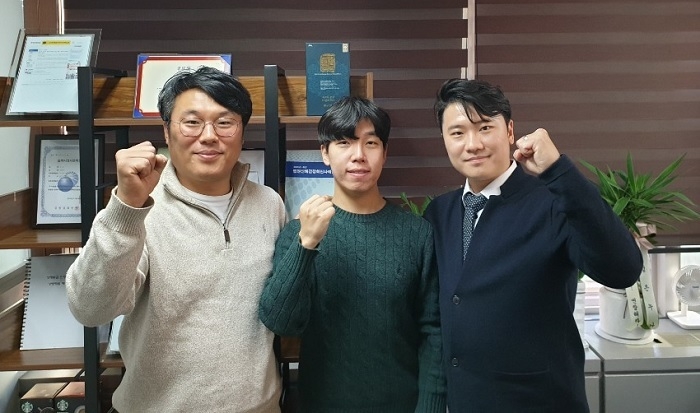 (왼쪽부터) 김명진 한국손해사정센터 강남 대표, 임정운 프라임에셋 약관지점 지점장, 김환종 한국보험교육센터 대표. (사진=프라임에셋 약관지점)