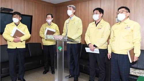영주시 코로나19 확진자 발생 브리핑 (사진:연합뉴스)