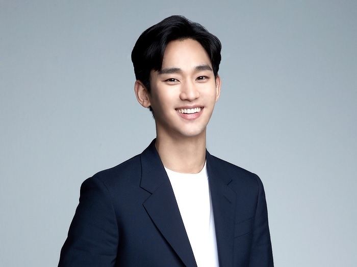 하나은행의 새 광고모델로 합류한 배우 김수현. (사진=하나은행)