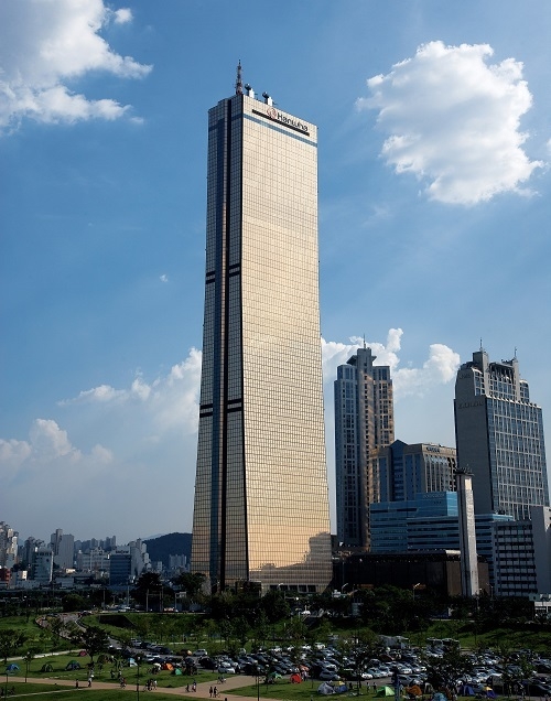 한화생명이 위치한 63빌딩. (사진=한화생명)