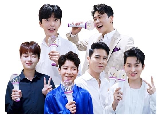 롯데백화점은 오는 23일부터 롯데백화점 센텀시티점을 시작으로 '미스터 트롯' 기획상품 팝업스토어를 연다. (사진=롯데백화점)