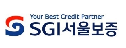 이달 말 임기 만료를 앞두고 있는 김상택 SGI서울보증보험 사장의 후임 인선작업이 진행된 가운데 김상택 사장이 연임 시도에 나섰다. 그러나 노조 등 대다수의 직원들은 김 사장의 연임을 강력 반대하고 있어 적잖은 진통을 예고하고 있다. 현재 후임 사장 후보에는 김 사장을 비롯 강병세 현 SGI신용정보 대표 등 내부출신 2인과 서태종 및 유광열 전 금감원 수석부원장과 김광남 전 예금보험공사 부사장 등 외부 출신 3명이 출사표를 던진 상태다.
