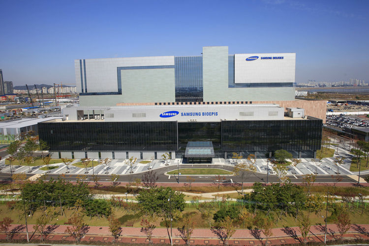 19일 제약업계 주요 이슈는 삼성바이오에피스가 지난 9월 미국 식품의약국(FDA)에 제출한 ‘SB11’의 바이오 의약품 품목허가 신청서에 대한 사전 검토가 완료됐으며, 본격적인 서류 심사에 착수됐다는 소식이다(사진=삼성바이오에피스)