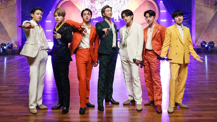 BTS, 아시아 가수 최초로 아메리칸뮤직어워즈 대상 