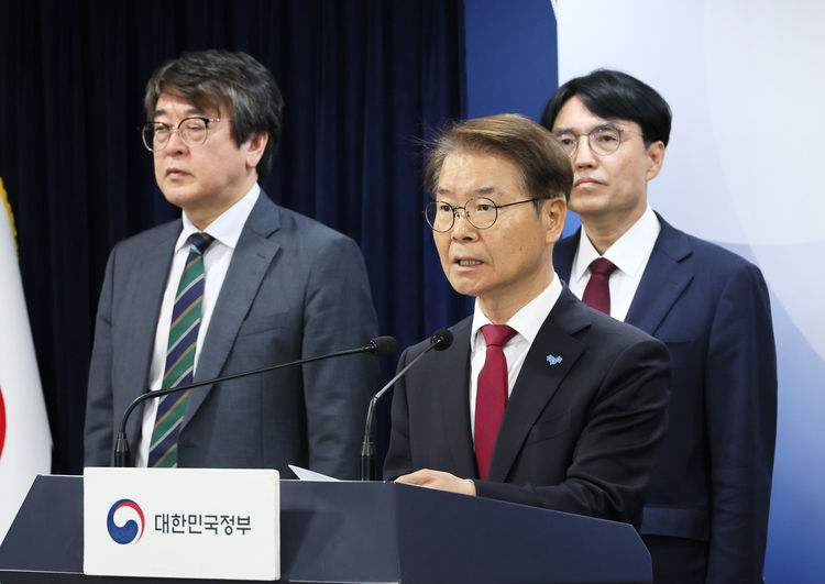 이정식 고용노동부 장관