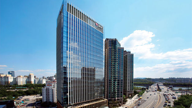 LGU+ AI '익시오'서 통화 내용 노출…통신사 '보안 불신' 증폭