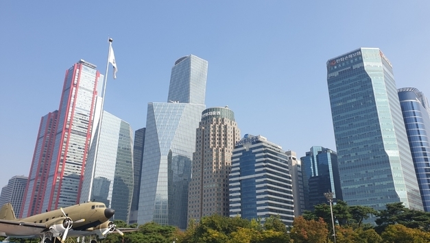 국내 증시 호황에...증권사들, 올 3분기 실적도 '쾌청'