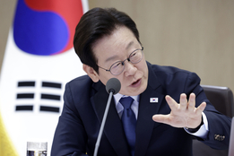 이 대통령, 부동산 투기 겨냥 "수요 철저히 억제" 총력 주문