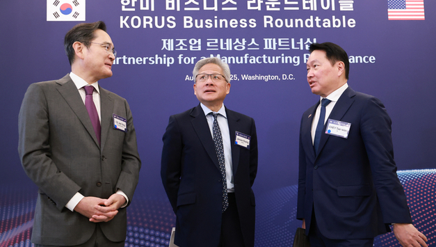 경주 APEC CEO 서밋 '이목집중'…젠슨 황, 삼성·SK와 HBM 논의 '촉각'