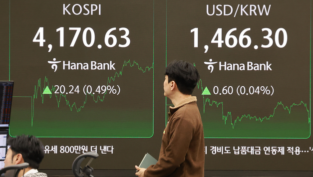 외국인, 국내 주식 4조원 사들여..."6개월 연속 순매수"