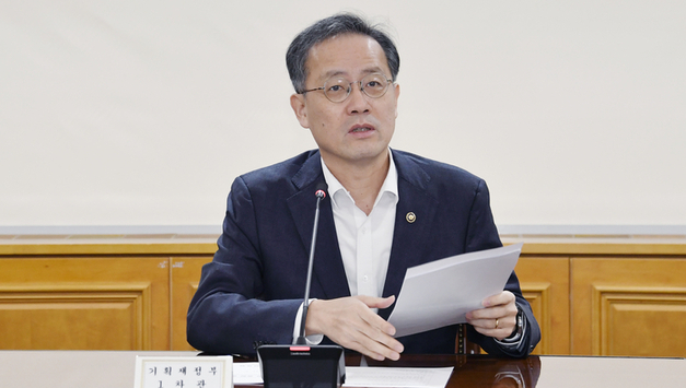 '청년취업 정책과제'...기재차관 "경제성장전략 통해 구체화할 것"