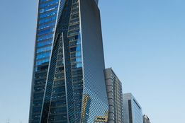 국내 성장 정체에 해외시장 공략 '확대일로'...보험업계, 해외금융사 지분투자·M&A '활발'