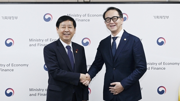 AMRO "한국 내년 1.9 성장…민간 소비·수출 회복세"