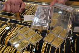 연말 안전자산 선호 강화…국제 은값 하루 8 급등, 사상 최고치 경신