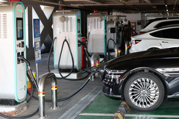 "내연차 팔고 전기차 사면 보조금 최대 100만원"…개소세 인하, 6월까지 연장