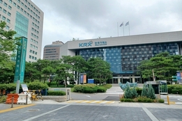 "해외의 5배 성과"…코스피 랠리에 국내 주식형 펀드 수익률 '독주'