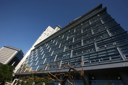 "수익성 둔화 장기화"…LG생건, '브랜드 재편' 통한 출구전략 모색