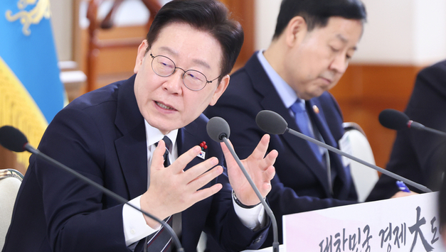 'K자형 성장' 중대 도전 직면...李대통령 "청년 고용에 모든 역량 동원"