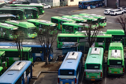 서울 시내버스 첫차부터 무기한 파업…통상임금 갈등에 교통대란 우려