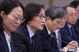 "공정 경제 실현 vs 소비자 권익 침해"…쿠팡 영업정지 논란 두고 '설왕설래'