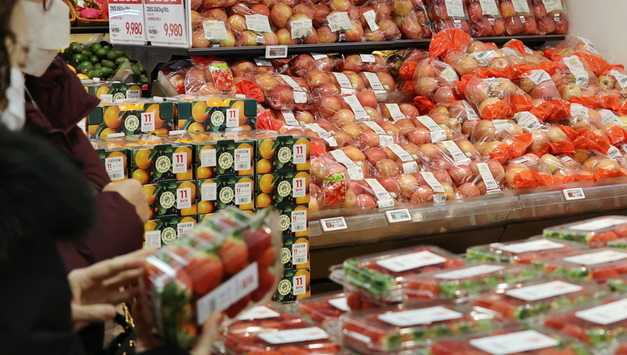 정부, 설 성수품 27만t 공급 '역대 최대'…농·축·수산물 할인에 910억원 투입