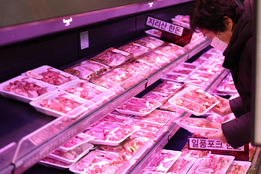 설 성수품 물가 희비...농산물 안정, 한우·계란 '고공행진'