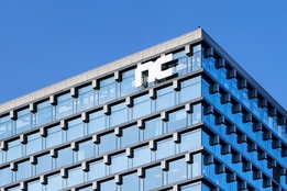 '모바일 캐주얼'로 '리니지' 대체한다…엔씨소프트, 연매출 2.5조 '선포'