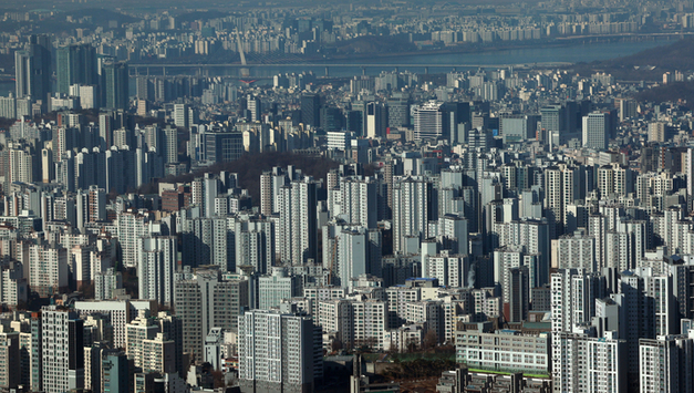 ‘상급지’ 강남·용산 2년 만에 하락 전환…서울 아파트값 상승폭 둔화