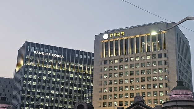 한은, 수출기업 ‘운전자금’ 외화대출 허용...환율 안정 효과 기대