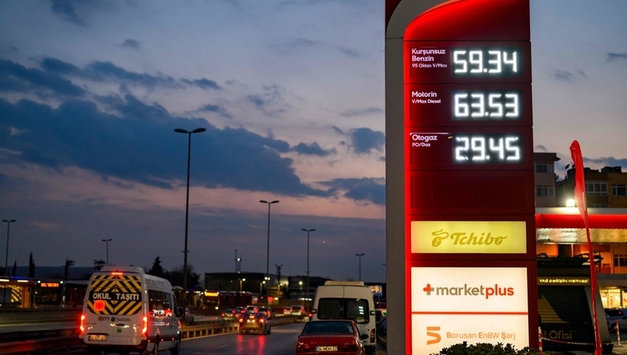 호르무즈 봉쇄에 국제유가 급등…WTI 90달러 돌파·주간 상승률 사상 최대