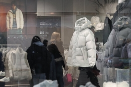 "소비 양극화·공급망 재편"…패션업계, 불확실성 '확대일로'