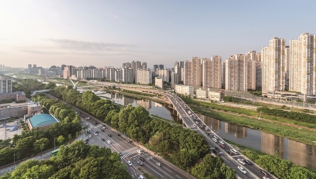 [서울 구석구석]㉒공군부대 빗장 풀린 금천구...굴뚝 위 자족도시의 '조건'