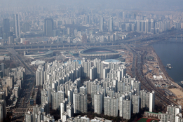 공시가 발표 '일주일'...서울 아파트시장, 매물 8만건 돌파 속 거래량은 86 급감 '온도차'