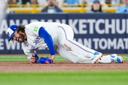 'KBO 압권' 폰세, 빅리그 복귀전서 무릎 부상으로 이탈