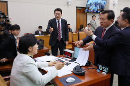 국회 국조특위 "여야 충돌"...박상용 검사 '증인 선서' 거부 파행