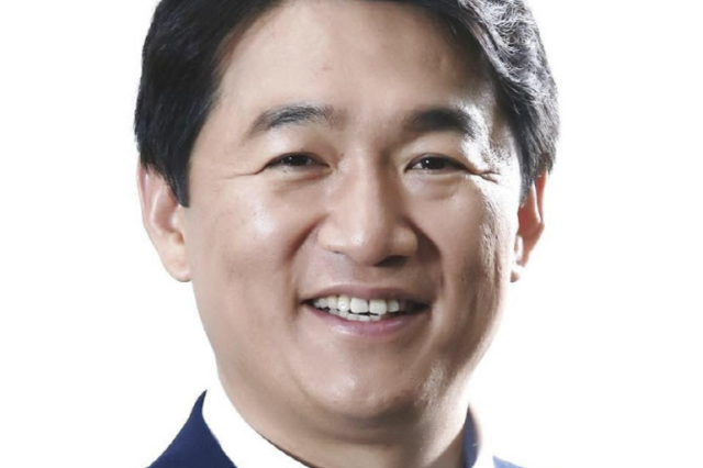 "배민이 라이더 업무 통제"…권오중 우아한청년들 대표, 노조와 '로드러너' 비공개 회동