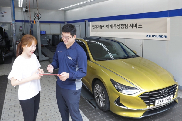 현대자동차와 기아자동차가 본격적인 여름 휴가철을 맞아 오는 24일부터 26일까지 전국 서비스 거점에서 ‘하계 특별 무상점검 서비스’를 시행한다. [사진=현대기아자동차]