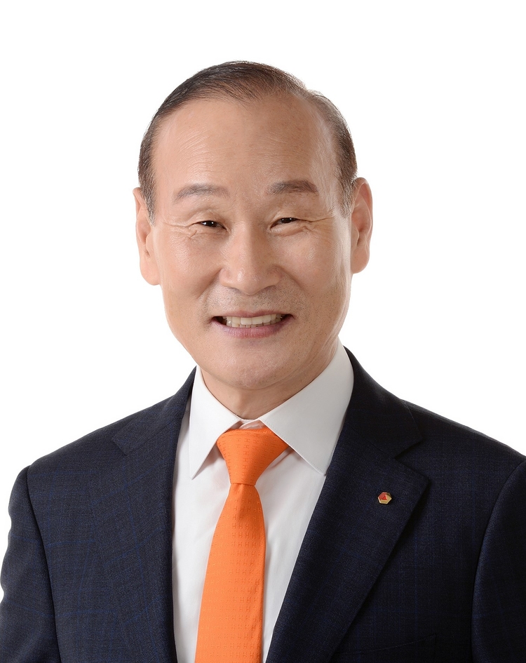 최병오 한국섬유산업연합회 회장. [사진=형지]